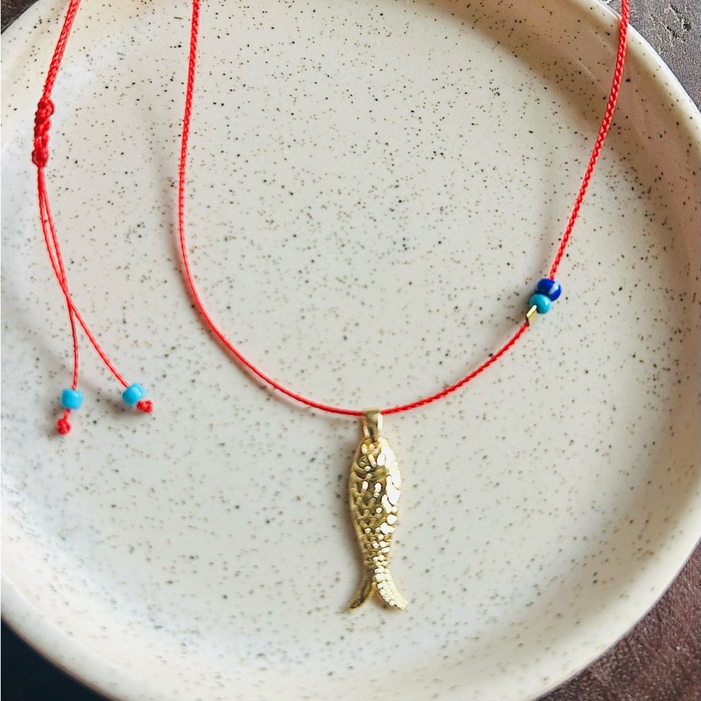 NWT✨Handmade✨18K Gold Fish Pendant on Adjustable Red Cord Necklace